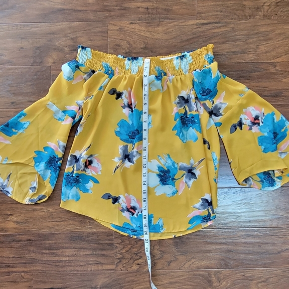 Charming Charlie Off The Shoulder Floral Blouse Size Medium - Picture 14 of 14